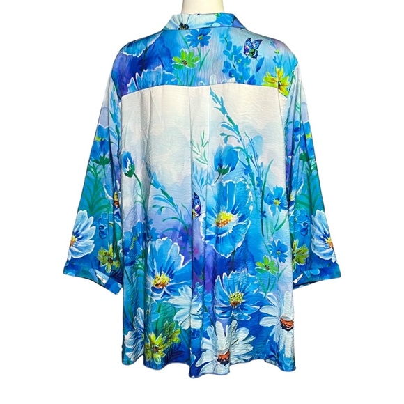 Ali Miles Plus Size 2X Artsy Colorful Butterfly Print Aqua Button Up Tunic Top - Picture 2 of 10